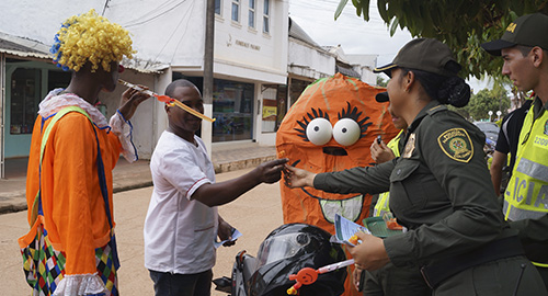010515-Actividad-comunitaria-no-de-papaya-guaviare