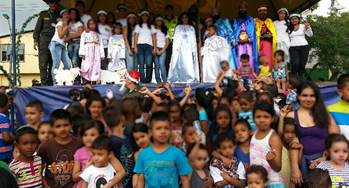 191214-cali-novena-regalos-ninos-ninas