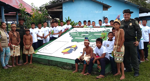 amigos-naturaleza-policia-amazonas