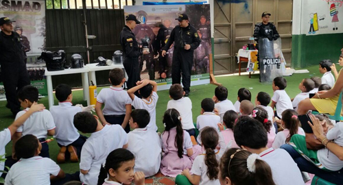 300915-actividad-esmad-colegio-monteria