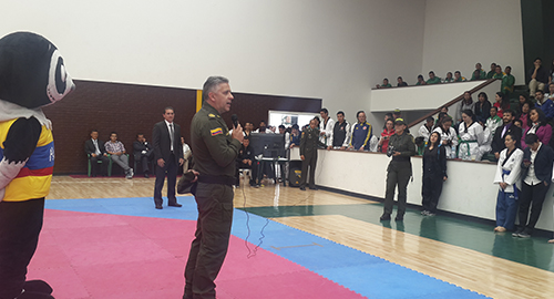 010515-actividad-escuela-juegos-universitarios