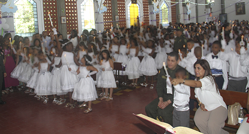 151412-cali-primera-comunion-niños-niñas