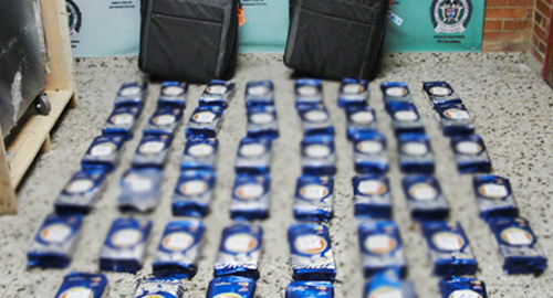 policia-detecta-droga-camuflada-cafe