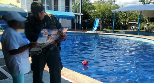 seguridad-piscinas-policia-meta