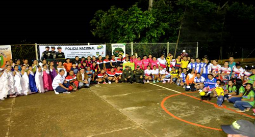 110615-actividad-comunitaria-Santander