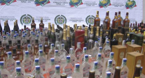 231115-incautacion-licor-adulterado-putumayo-policia