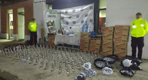 SEGURIDAD-POLICIA-alambique-sabaneta-licor-adulterado