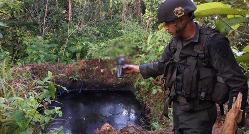 020815-destrucion-refineria-ilegal-tumaco-narino