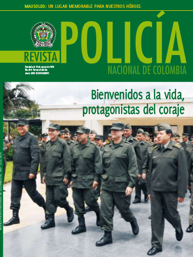 Portada de la Revista de la Polic&iacute;a